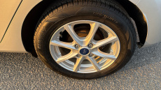 Ford Fiesta 1.1 Zetec 5dr Petrol Hatchback